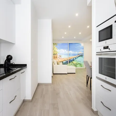 Stylish Urban In Cruz, Plaza Militar סנטה קרוז דה טנריף