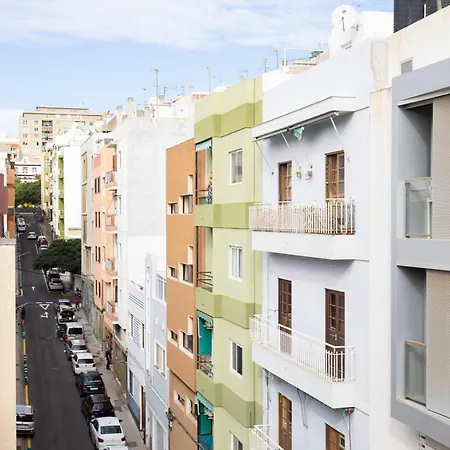 Stylish Urban In Cruz, Plaza Militar *