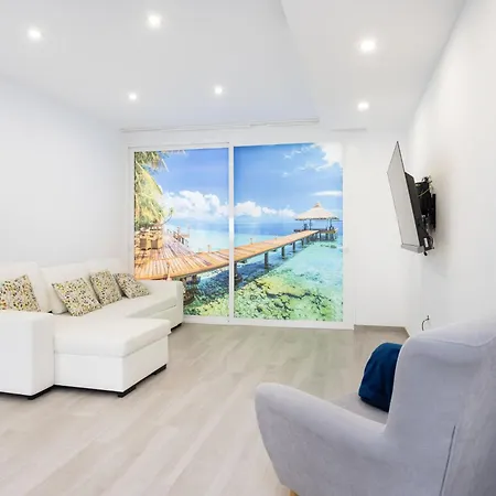 Stylish Urban In Cruz, Plaza Militar Σάντα Κρουζ Τενερίφης