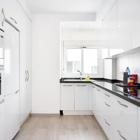 Stylish Urban In Cruz, Plaza Militar * Σάντα Κρουζ Τενερίφης